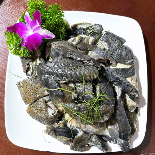 Gà Đen H'Mong Đặc Biệt