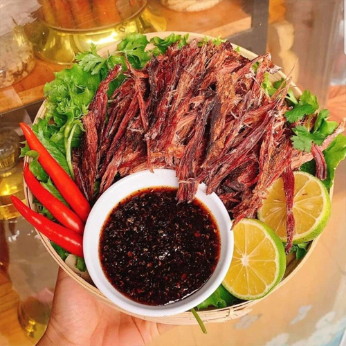 Thịt bò gác bếp