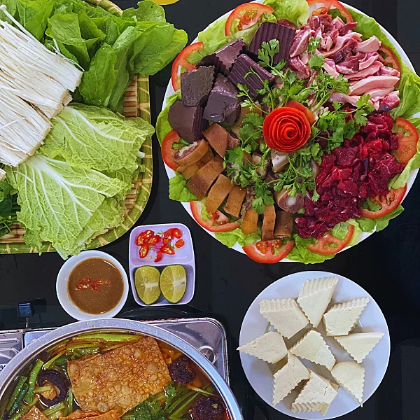 Lẩu đuôi bò tiêu đen
